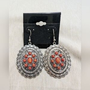 🎀$5 Vintage Silver and Red Floral Earrings